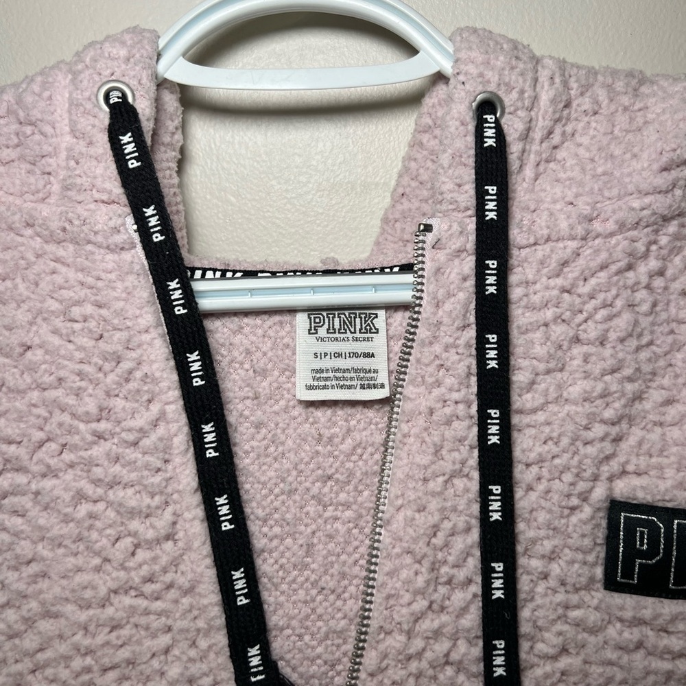 Victoria's Secret Pink Sherpa Hoodie with Black Details - Picture 2 of 3